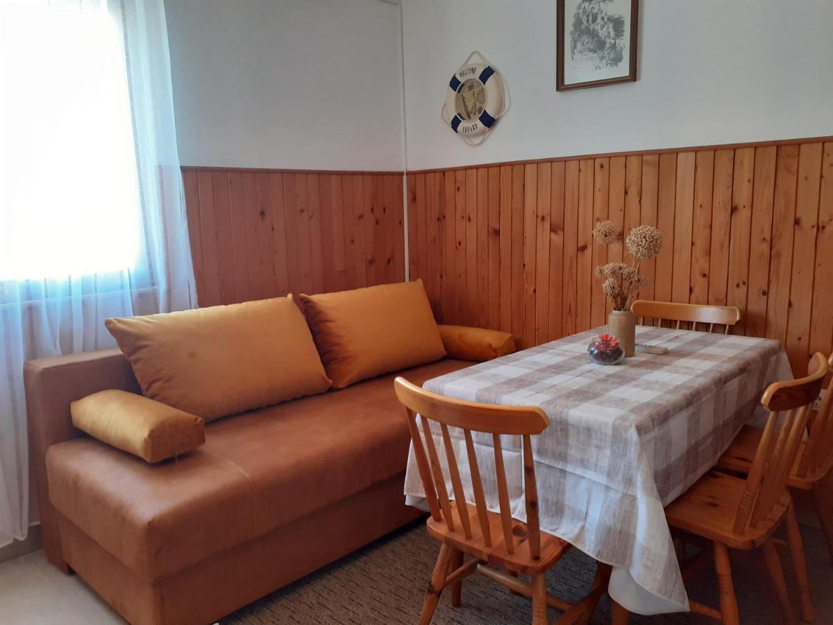 Apartment Simunec Malinska Εξωτερικό φωτογραφία