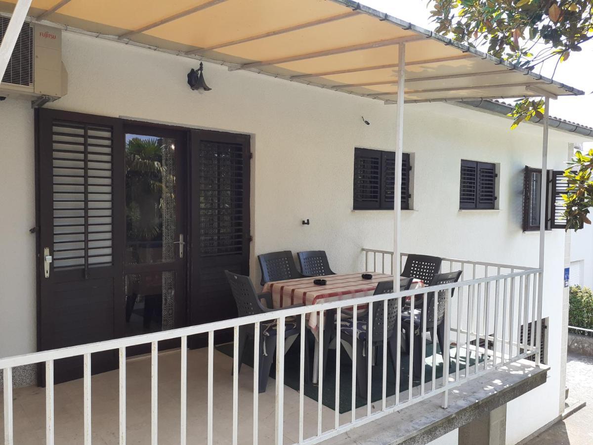 Apartment Simunec Malinska Εξωτερικό φωτογραφία