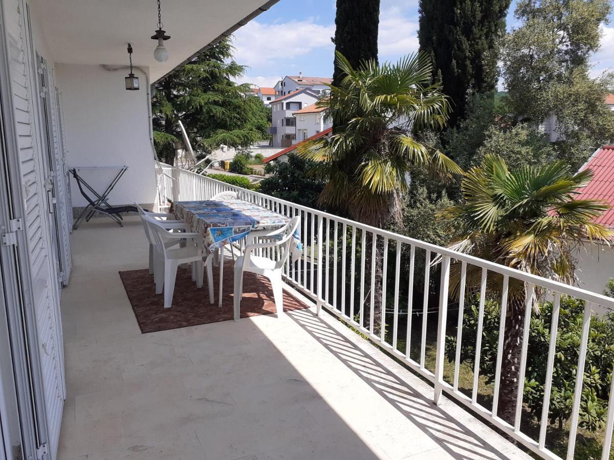 Apartment Simunec Malinska Εξωτερικό φωτογραφία